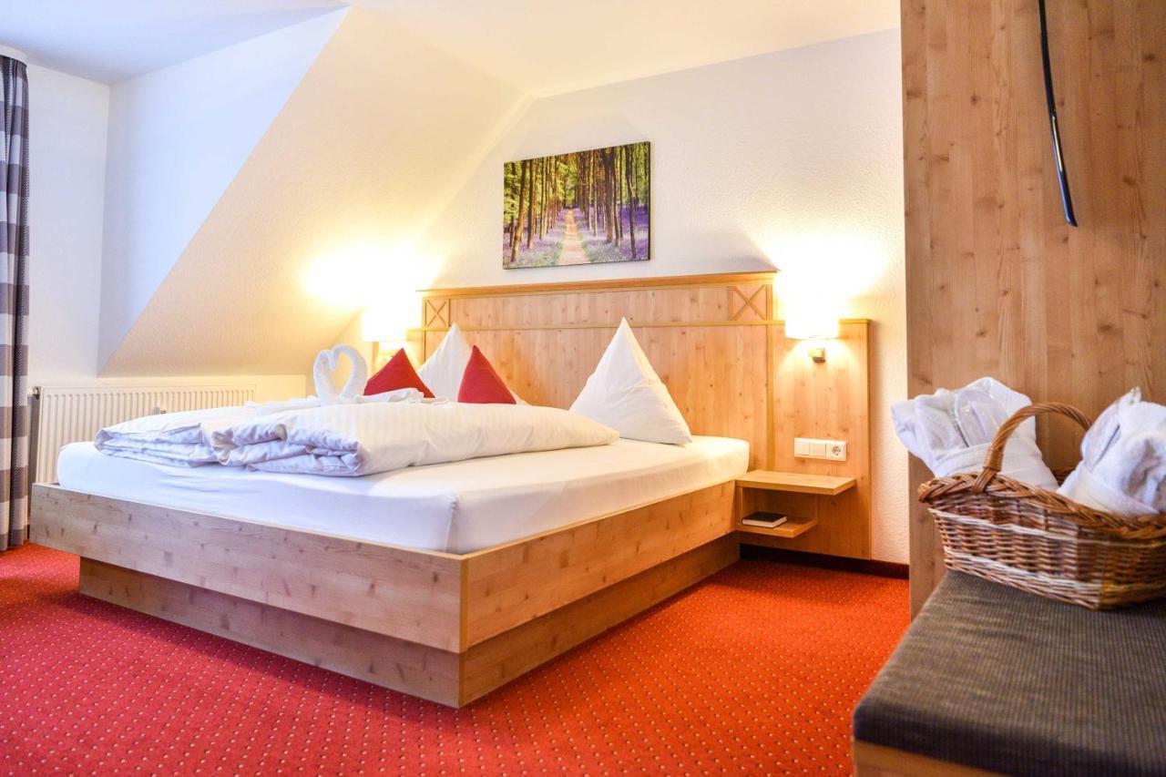 Burg Hotel Feldberg Esterno foto