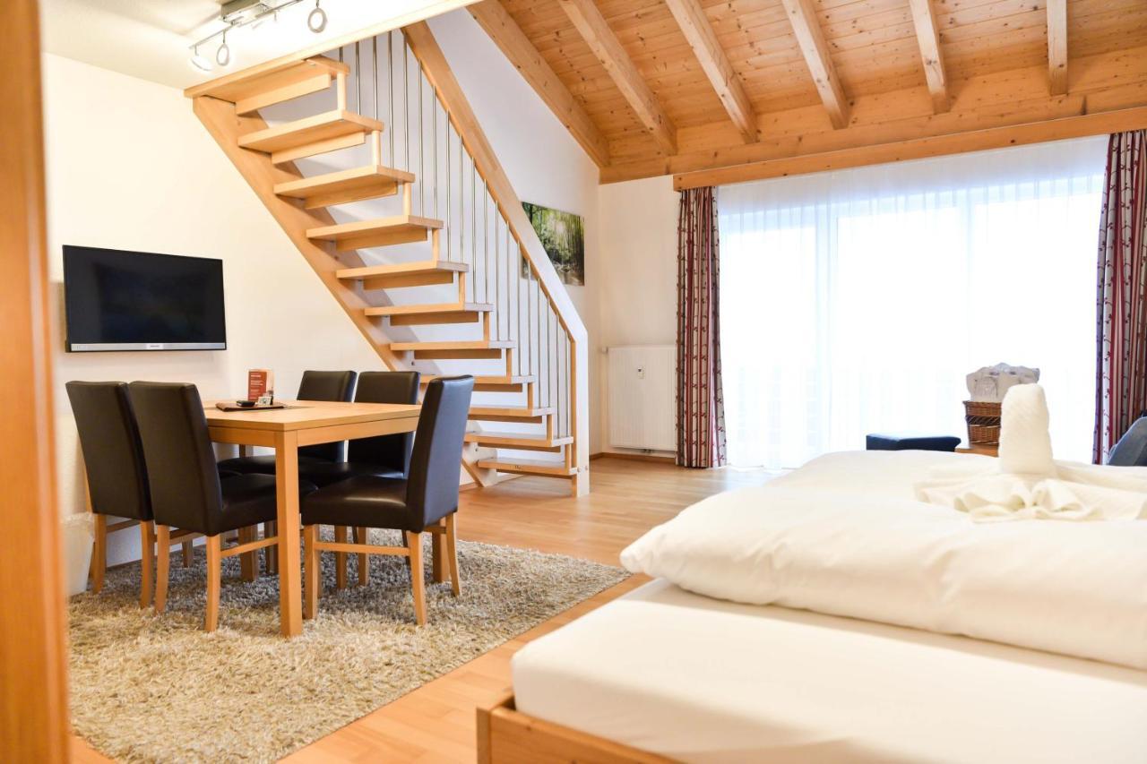 Burg Hotel Feldberg Esterno foto